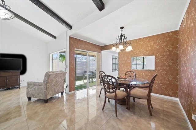 2582 FOREST RUN COURT 105A, Clearwater, FL 33761