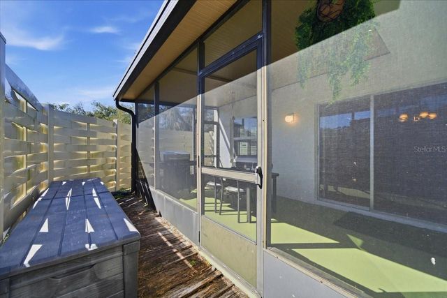 2582 FOREST RUN COURT 105A, Clearwater, FL 33761