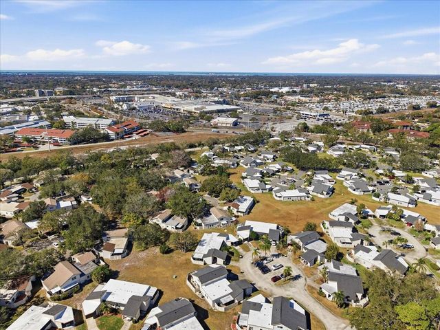 2582 FOREST RUN COURT 105A, Clearwater, FL 33761