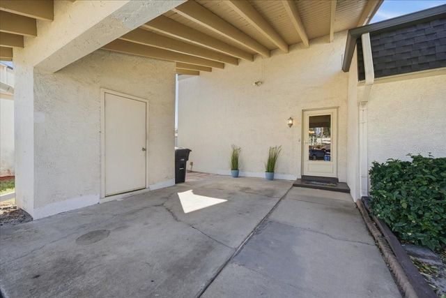 2582 FOREST RUN COURT 105A, Clearwater, FL 33761