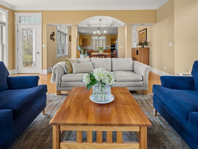 10 Hedgehog Hill, Underhill, VT 05489