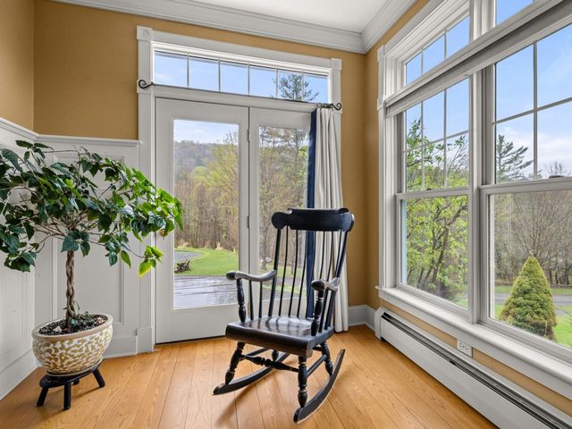10 Hedgehog Hill, Underhill, VT 05489