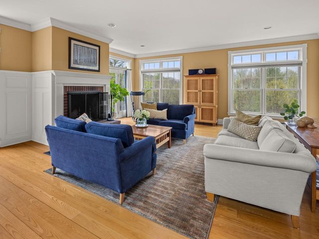 10 Hedgehog Hill, Underhill, VT 05489