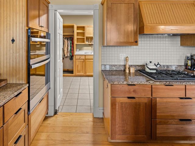 10 Hedgehog Hill, Underhill, VT 05489
