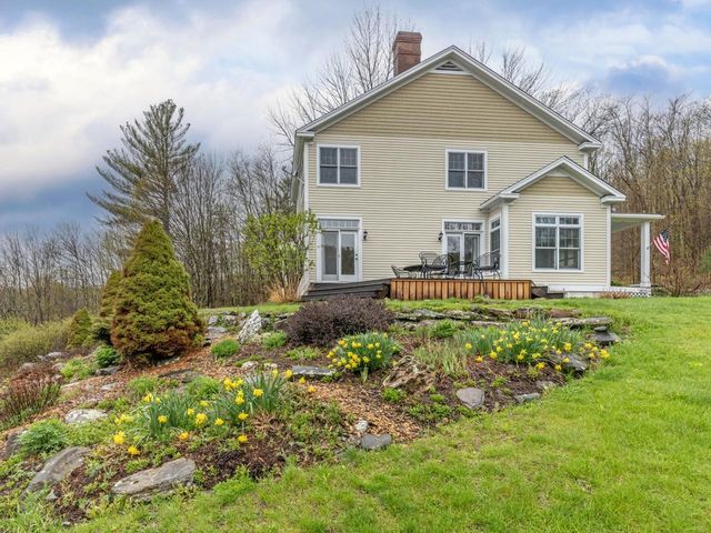 10 Hedgehog Hill, Underhill, VT 05489