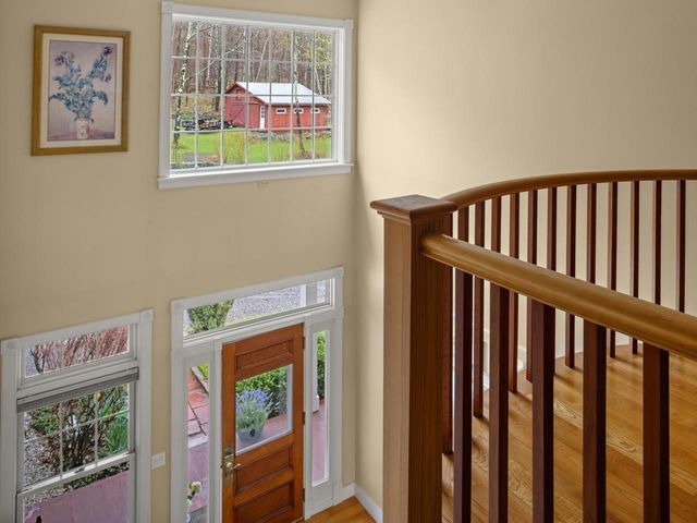 10 Hedgehog Hill, Underhill, VT 05489