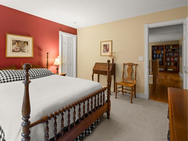 10 Hedgehog Hill, Underhill, VT 05489