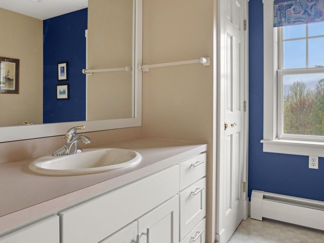 10 Hedgehog Hill, Underhill, VT 05489