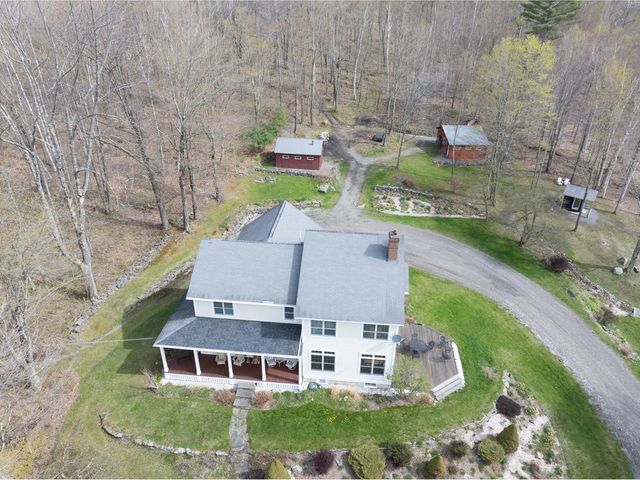 10 Hedgehog Hill, Underhill, VT 05489