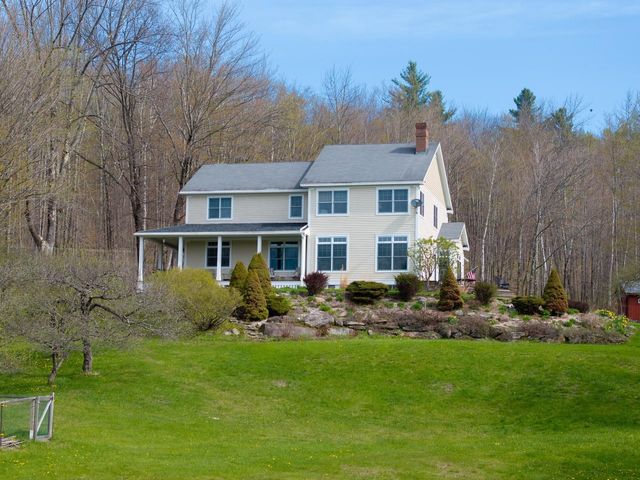 10 Hedgehog Hill, Underhill, VT 05489