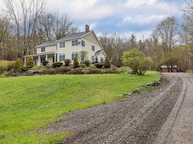10 Hedgehog Hill, Underhill, VT 05489