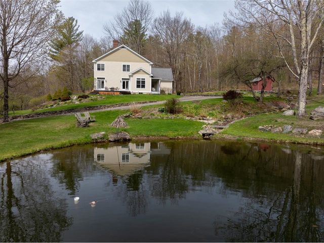 10 Hedgehog Hill, Underhill, VT 05489