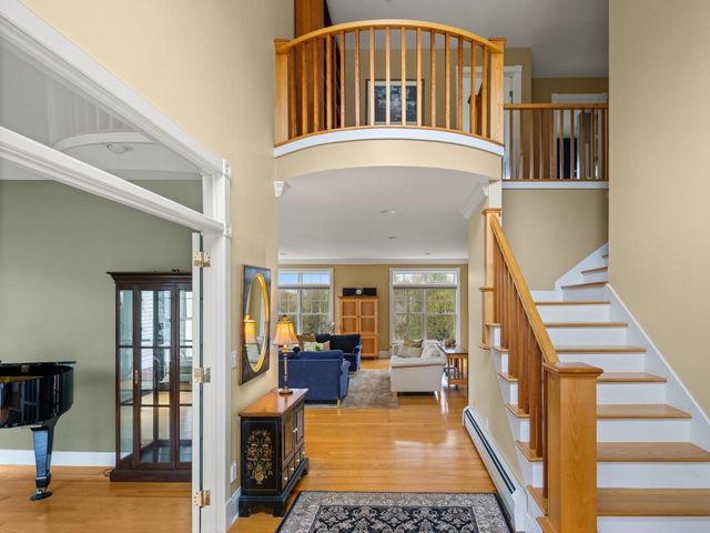 10 Hedgehog Hill, Underhill, VT 05489