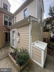 125 MEDINAH DR, Reading, PA 19607