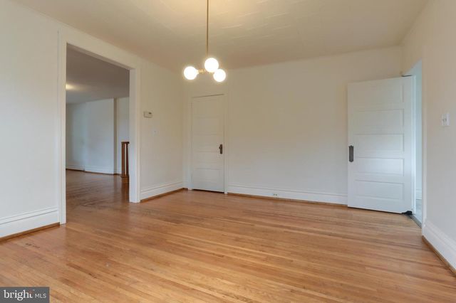 229 COCOA AVE, Hershey, PA 17033