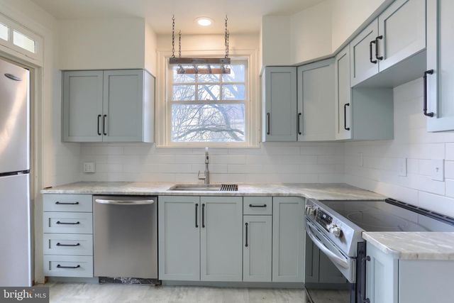 229 COCOA AVE, Hershey, PA 17033