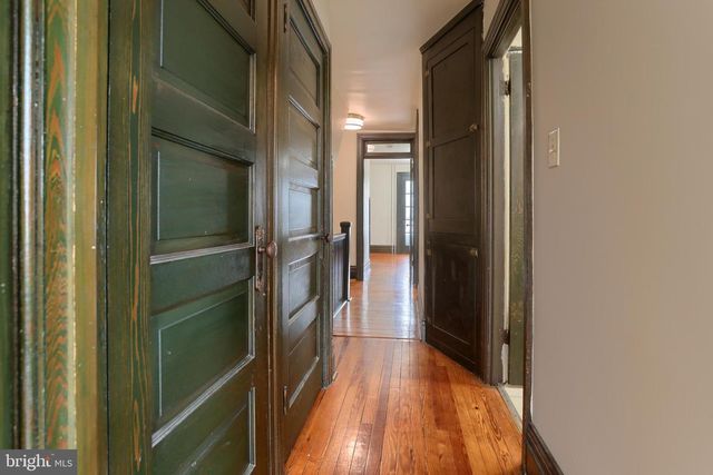 229 COCOA AVE, Hershey, PA 17033