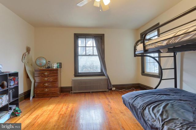 229 COCOA AVE, Hershey, PA 17033