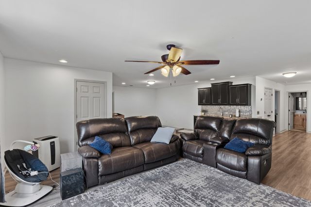 1007 Glasgow Ln, Greenbrier, TN 37073