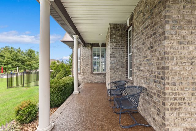 1007 Glasgow Ln, Greenbrier, TN 37073