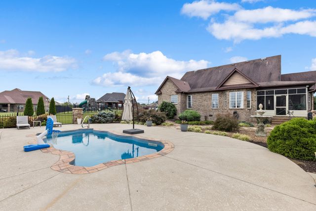 1007 Glasgow Ln, Greenbrier, TN 37073