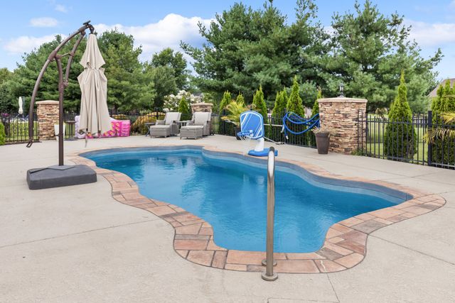 1007 Glasgow Ln, Greenbrier, TN 37073