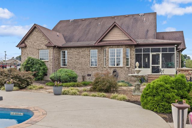 1007 Glasgow Ln, Greenbrier, TN 37073