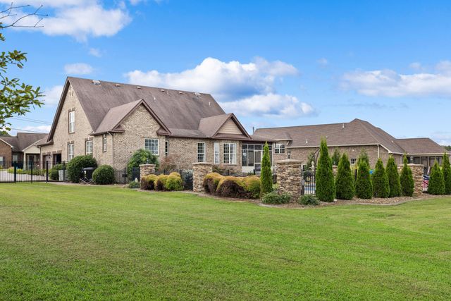 1007 Glasgow Ln, Greenbrier, TN 37073