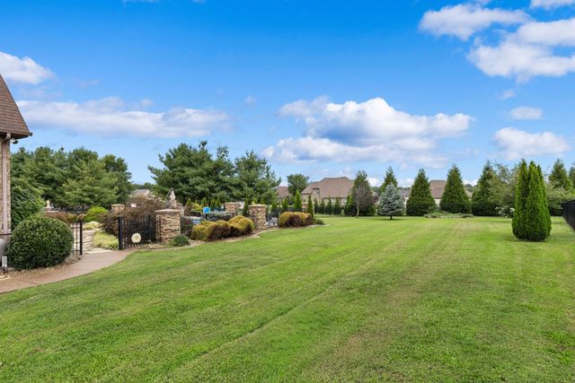 1007 Glasgow Ln, Greenbrier, TN 37073