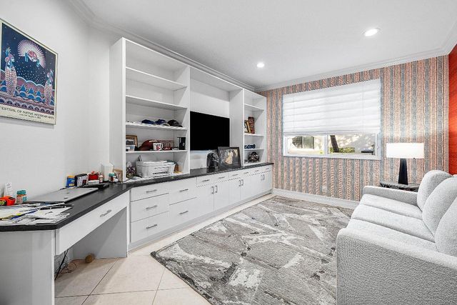 115 Palm Point Circle A, Palm Beach Gardens, FL 33418