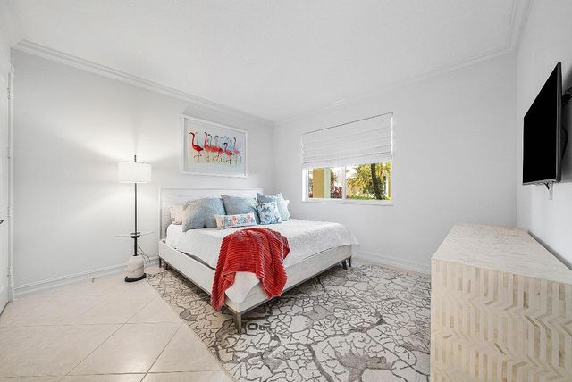 115 Palm Point Circle A, Palm Beach Gardens, FL 33418