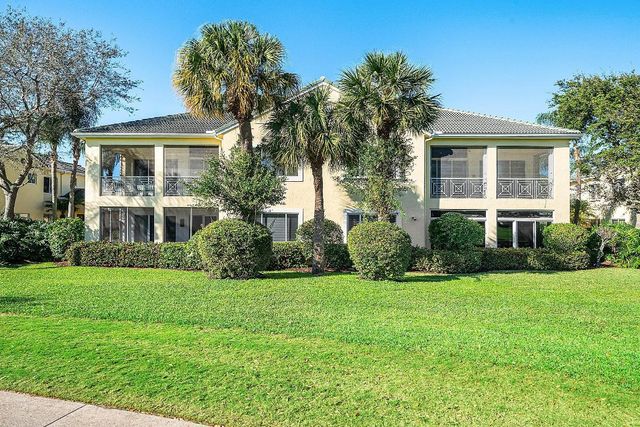 115 Palm Point Circle A, Palm Beach Gardens, FL 33418