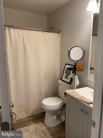 5405 MOLLYS GLN, Mineral, VA 23117