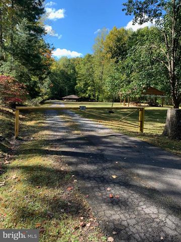 5405 MOLLYS GLN, Mineral, VA 23117