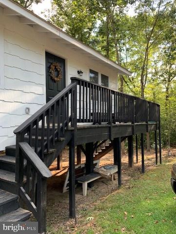 5405 MOLLYS GLN, Mineral, VA 23117