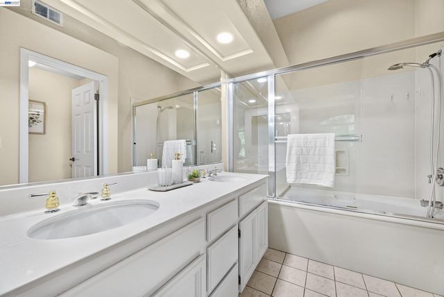 34271 Tan Bark Dr 151, Fremont, CA 94555