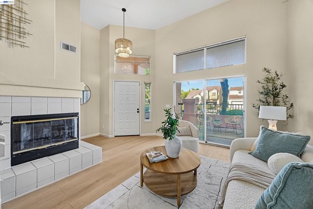 34271 Tan Bark Dr 151, Fremont, CA 94555