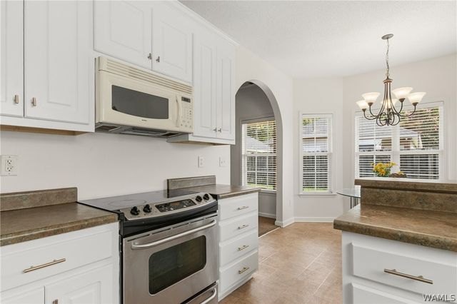 4427 20TH, Northport, AL 35476