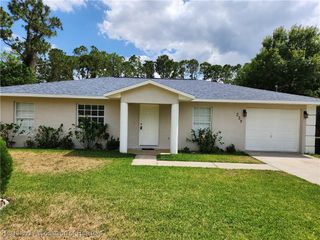 239 Gloria Boulevard, Lake Placid, FL 33852