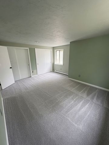 12 Walnut St, Millis, MA 02054