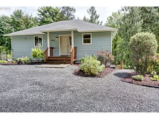 60300 RAYS Way, St Helens, OR 97051