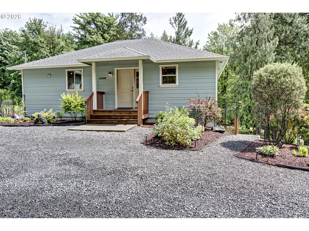 60300 RAYS Way, St Helens, OR 97051