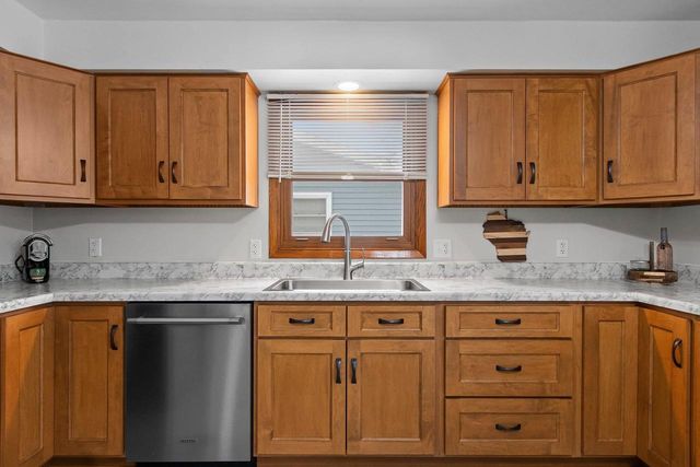 2519 S ERIC DRIVE, Appleton, WI 54915