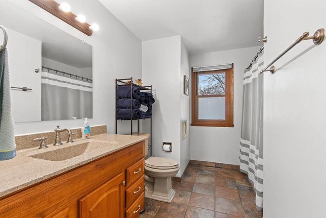 2519 S ERIC DRIVE, Appleton, WI 54915