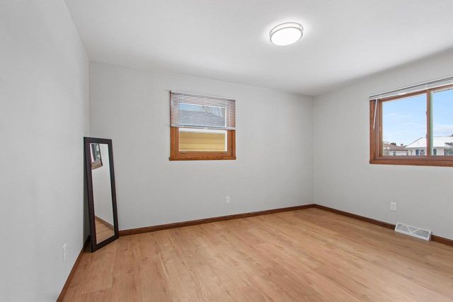 2519 S ERIC DRIVE, Appleton, WI 54915