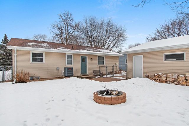 2519 S ERIC DRIVE, Appleton, WI 54915