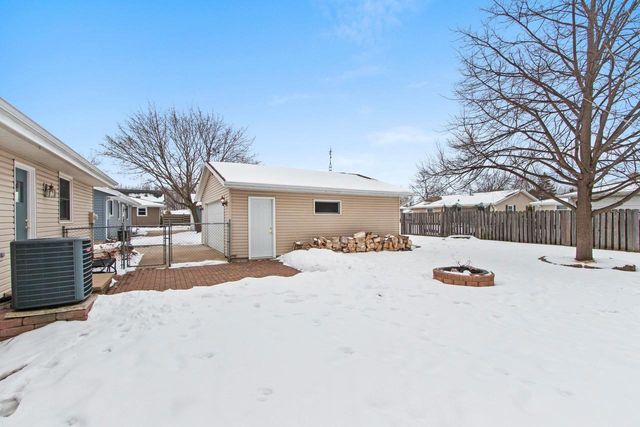 2519 S ERIC DRIVE, Appleton, WI 54915