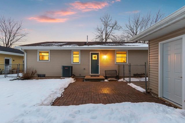 2519 S ERIC DRIVE, Appleton, WI 54915
