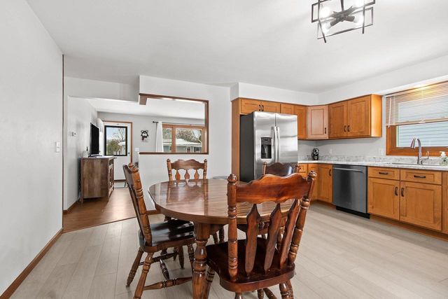 2519 S ERIC DRIVE, Appleton, WI 54915