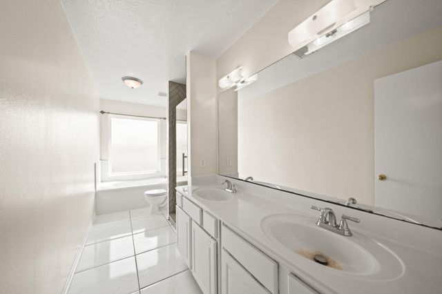 3927 Teal Run Place Court, Fresno, TX 77545